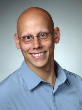 Portrait von Frank Roezel